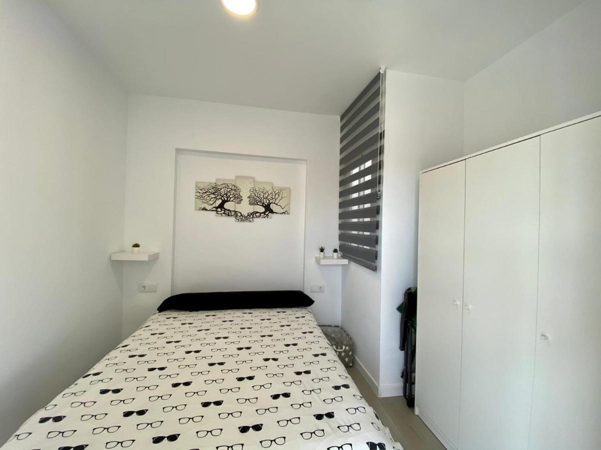 Casa Carmen Atico Primera Linea De Playa Malaga Bagian luar foto