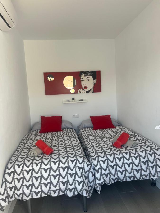 Casa Carmen Atico Primera Linea De Playa Malaga Bagian luar foto
