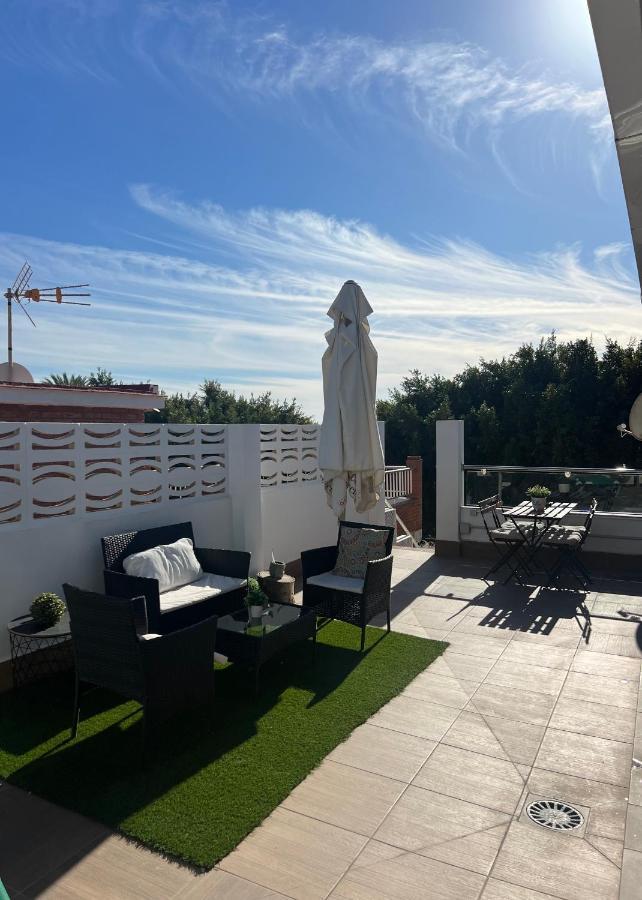Casa Carmen Atico Primera Linea De Playa Malaga Bagian luar foto